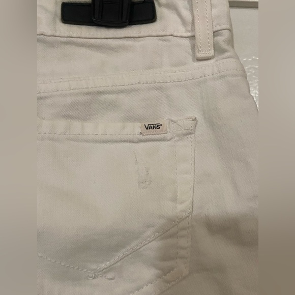 Vans Vintage Mini White Denim Shorts with Raw Hem Junior Size 7/ Adult Small - Picture 4 of 8